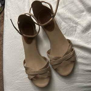 Elegant Tan Women's Sandals